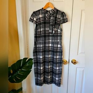 New York and Company, M, Black, White, and Red